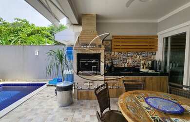 Imagem: A casa em condomínio possui 3 Dormitórios, 4 Banheiros, 2