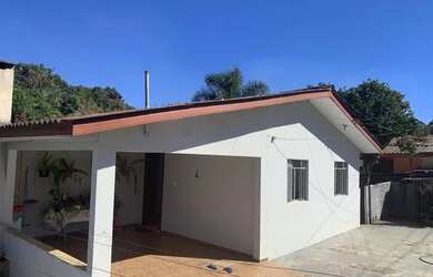 Imagem 1: Casa no Tatuquara. 300m² de Área, 3 Vagas na garageme2 Dormitórios