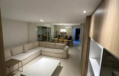 Imagem: O apartamento possui 3 Dormitórios, 5 Banheiros, 3 Vagas na