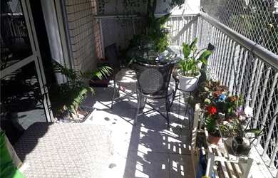 Imagem: O apartamento possui 2 Dormitórios, 3 Banheiros, 2 Vagas na