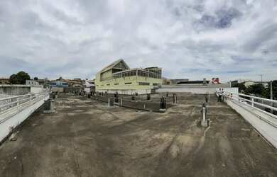 Imagem: O depósito possui 1.400m² de Área e está localizado em