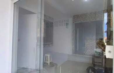 Imagem: A casa possui 2 Dormitórios, 1 Banheiro, 70m² de Área e