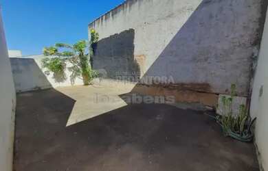 Imagem 12: Casa Padrão em Guapiaçu