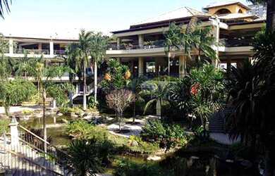 Imagem: O depósito possui 5 Vagas na garagem, 3.003m² de Área e