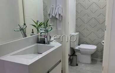 Imagem 10: Venda Casa com 220,00 metroQuadrado, 3 dormitório s , 4 vaga s . Swiss...