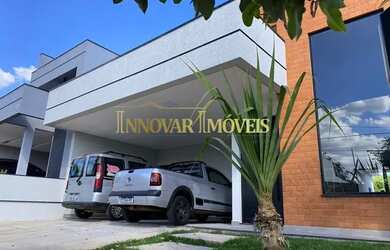 Imagem: A casa em condomínio possui 3 Dormitórios, 3 Banheiros, 4