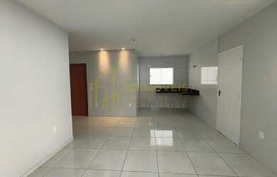 Imagem: A casa possui 2 Dormitórios, 2 Banheiros, 1 Vaga na garagem