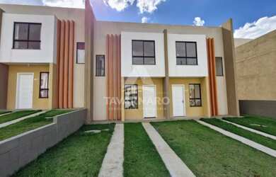 Imagem: A casa possui 2 Dormitórios, 1 Banheiro, 1 Vaga na garagem