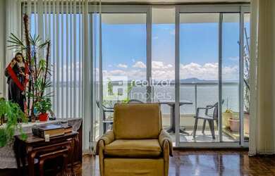 Imagem: O apartamento possui 5 Dormitórios, 5 Banheiros, 1 Vaga na