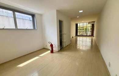 Imagem: O depósito possui 1 Vaga na garagem, 48m² de Área, Imóvel