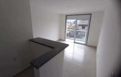 Imagem: O studio possui 1 Dormitório, 1 Banheiro, 1 Vaga na garagem