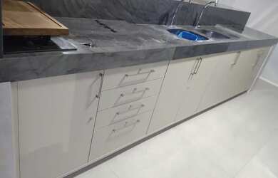 Imagem 9: CASA DE PRAIA, PÉ NA AREIA, COM PISCINA E MUITA ÁREA VERDE EM ITACIMIRIM