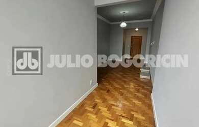 Imagem 6: Apartamento à venda em Copacabana - reformado - 3 Quartos - Vaga - Port. 24h