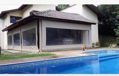 Imagem: A fazenda possui 350m² de Área e está localizado em Pirucaia