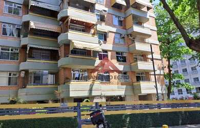 Imagem: O apartamento possui 1 Dormitório, 1 Banheiro, 1 Vaga na garagem