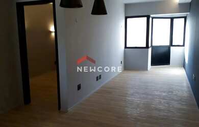 Imagem: O apartamento possui 1 Dormitório, 1 Banheiro, 1 Vaga na garagem