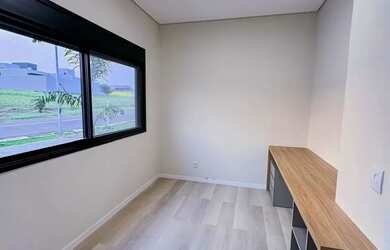 Imagem: A casa em condomínio possui 3 Dormitórios, 5 Banheiros, 4