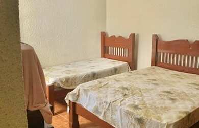 Imagem 10: Laurinho Imóveis - Apartamento em frente à praça de Muriqui