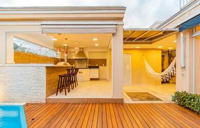 Imagem: A casa em condomínio possui 3 Dormitórios, 3 Banheiros, 2