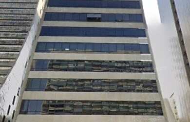 Imagem: O depósito possui 5 Vagas na garagem, 211m² de Área e está