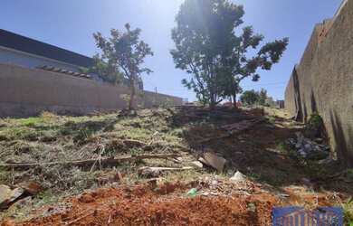 Imagem: O terreno possui 504m² de Área e está localizado em Alto