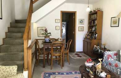 Imagem: O apartamento possui 2 Dormitórios, 1 Banheiro, 2 Vagas na