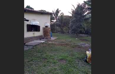 Imagem: A casa possui 2 Dormitórios, 2 Banheiros, 5 Vagas na garagem