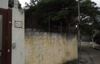 Imagem: O terreno à venda possui 134m² de Área e está localizado