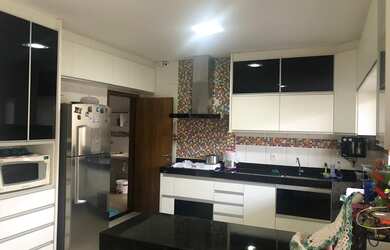 Imagem 6: Vende Sobrado repleto em armários, Residencial Araguaia 3/4 snd 1 suíte sala 3 ambientes