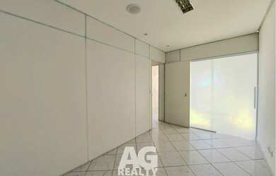 Imagem 4: Sala comercial ao lado do metrô Santana