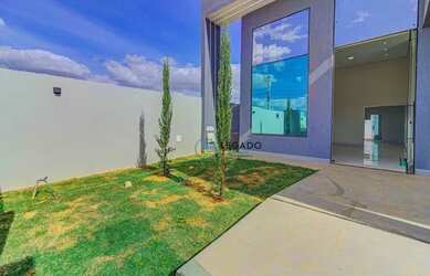 Imagem: A casa em condomínio possui 3 Dormitórios, 3 Banheiros, 2