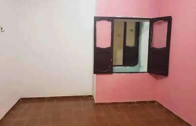 Imagem: A casa possui 2 Dormitórios, 1 Banheiro e está localizado