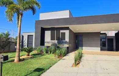 Imagem: A casa em condomínio possui 3 Dormitórios, 5 Banheiros, 1