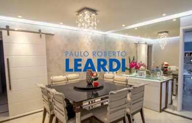 Imagem: O apartamento possui 3 Dormitórios, 4 Banheiros, 3 Vagas na