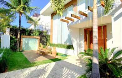 Imagem: A casa em condomínio possui 4 Dormitórios, 5 Banheiros, 4