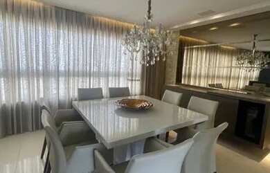 Imagem: O apartamento possui 3 Dormitórios, 3 Banheiros, 4 Vagas na