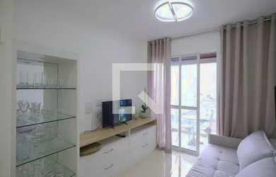 Imagem: O apartamento possui 1 Dormitório, 1 Banheiro, 1 Vaga na garagem