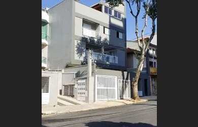 Imagem: A casa possui 2 Dormitórios, 1 Banheiro, 1 Vaga na garagem