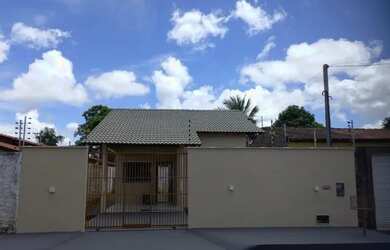 Imagem: A casa para alugar possui 2 Dormitórios, 1 Banheiro e 1 Vaga