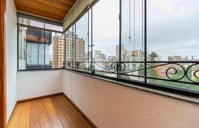 Imagem: O apartamento na cobertura possui 1 Dormitório, 1 Banheiro