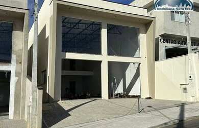 Imagem: O depósito possui 4 Vagas na garagem, 267m² de Área e está