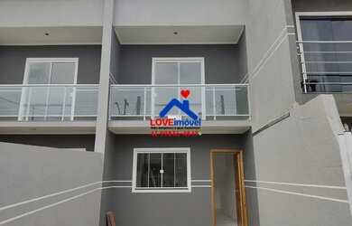 Imagem: A casa possui 2 Dormitórios, 1 Banheiro, 1 Vaga na garagem