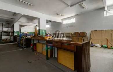 Imagem: O depósito possui 894m² de Área e está localizado em Campos