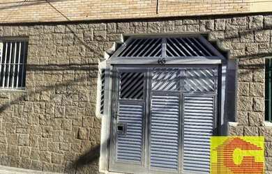 Imagem: A casa possui 3 Dormitórios, 3 Banheiros, 140m² de Área e