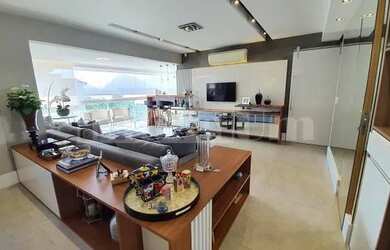 Imagem: O apartamento na cobertura possui 3 Dormitórios, 5 Banheiros