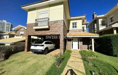 Imagem: A casa em condomínio possui 3 Dormitórios, 5 Banheiros, 4