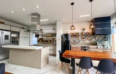 Imagem 3: Residencial Portal do Lago em Sumaré 338m², Sobrado 4 dormitórios quintal...