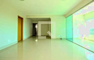 Imagem: O apartamento possui 4 Dormitórios, 3 Banheiros, 3 Vagas na