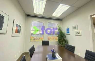 Imagem: O depósito possui 100m² de Área e está localizado em Alphaville