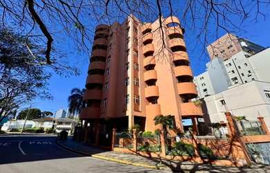 Imagem: O apartamento possui 3 Dormitórios, 3 Banheiros, 3 Vagas na